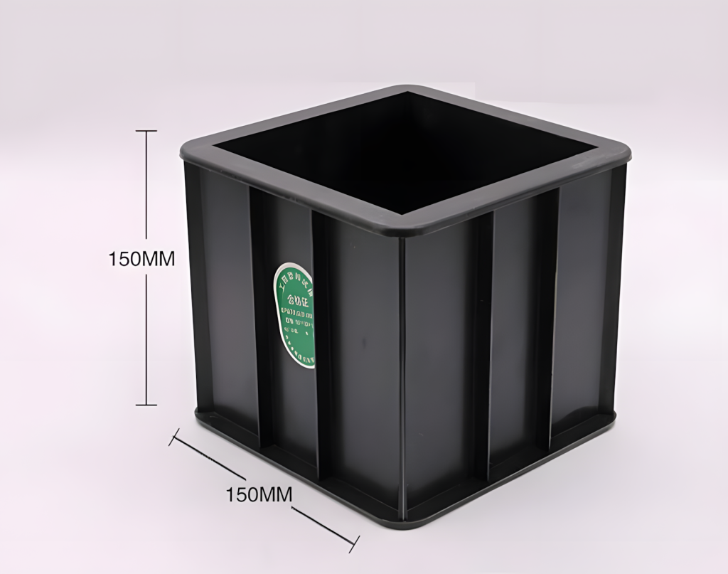 Plastic Cube Moulds (15 × 15 × 15 cm)